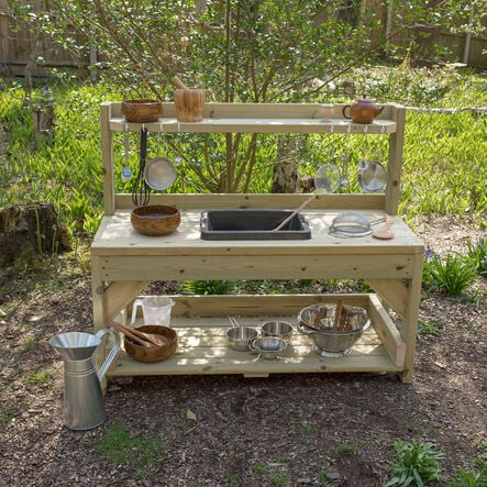 MUD KITCHEN,CHILDRENS MUD KITCHEN