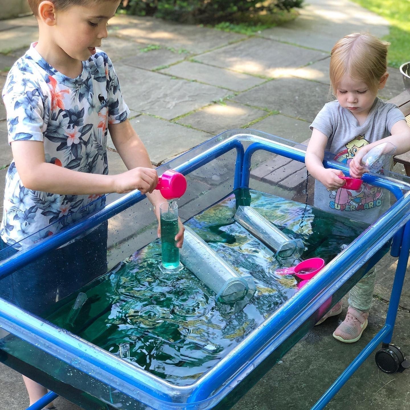 Clear Water Tray and Stand 58cm, Clear Water Tray 58cm Blue Stand, Childrens water tray,garden water tray,sand tray,sand pit, Clear Water Tray and Stand 58cm,The 58cm Clear Water Play Table: A Versatile and Interactive Play Resource The 58cm Clear Water Play Table is a fantastic addition to any early childhood learning environment. It offers a wide range of benefits for young learners and educators. Here are some key features and advantages of this play table: 1. Generous S,Clear Water Tray andThe 58cm Clea