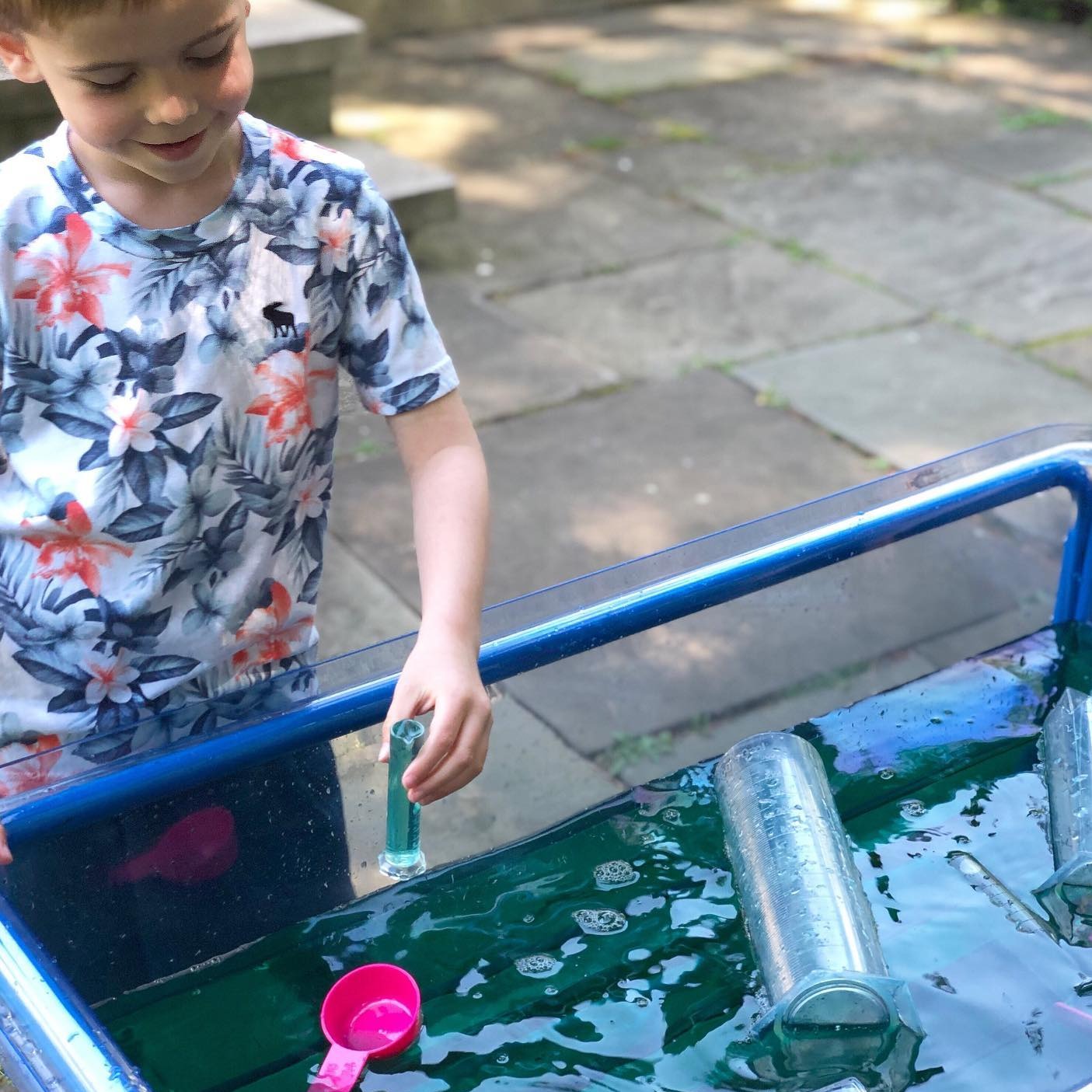 Clear Water Tray and Stand 58cm, Clear Water Tray 58cm Blue Stand, Childrens water tray,garden water tray,sand tray,sand pit, Clear Water Tray and Stand 58cm,The 58cm Clear Water Play Table: A Versatile and Interactive Play Resource The 58cm Clear Water Play Table is a fantastic addition to any early childhood learning environment. It offers a wide range of benefits for young learners and educators. Here are some key features and advantages of this play table: 1. Generous S,Clear Water Tray andThe 58cm Clea