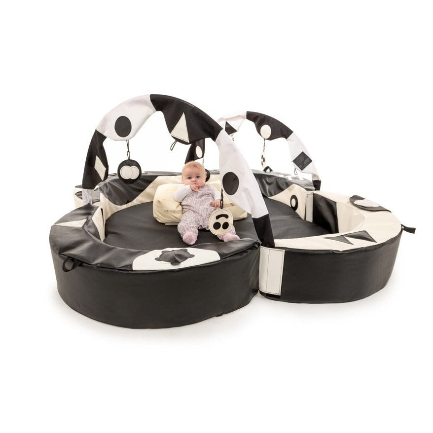 Crescent Ring Super Set Black and White, Crescent Ring Super Set Black and White, Baby sensory equipment, Baby Sensory Aldridge, Crescent Ring Super Set Black and White,The Crescent Ring Super Set is top of the range and designed to create a real impact with nursery staff, babies and their mothers. The Black and White colours are designed to aid early development of sight. It looks spectacular and has space for up to 5 babies. It is superbly designed to help with earlyThe Crescent Ring Super Set is top of t