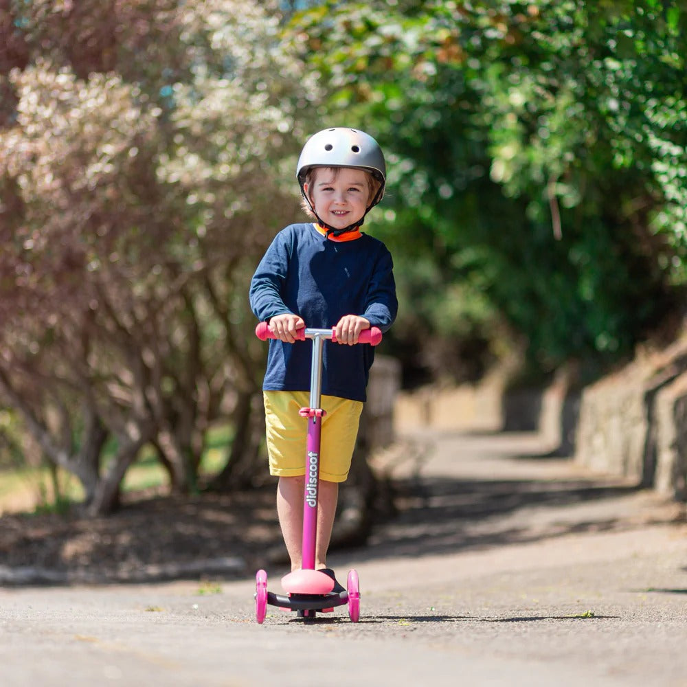 Didiscoot Pink, Didiscoot Pink,Didiscoot,Toddler Scooter,Children's scooter,Didiscoot.Didiscoot scooter, Didiscoot Pink,Enjoy a smooth ride with Didiscoot, a colourful kids 3 wheel scooter. Featuring a modern lean to steer design, it’s easy to ride - simply use your foot to get going! Didiscoot Pink develops children’s confidence, balance and mobility - the three wheels helping to keep them stable and upright. Why is Didiscoot the best ,Didiscoot PinkEnjoy a smooth ride with Didiscoot, a colourful kids 3 wh