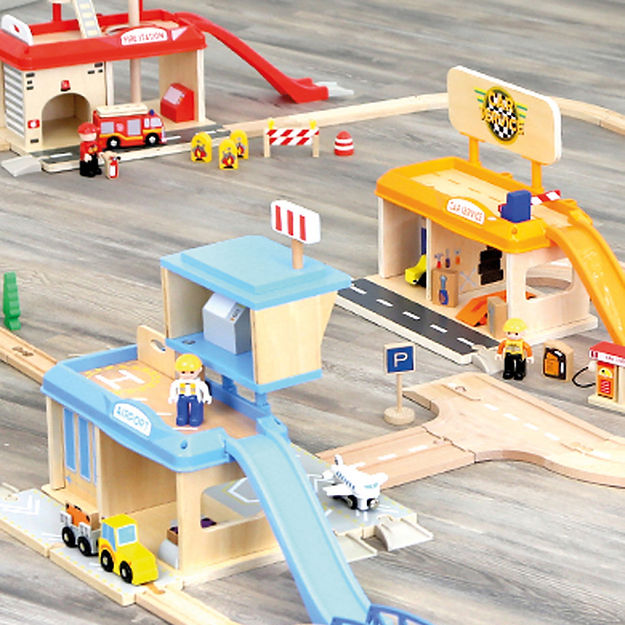 Freight Train Set, Freight Train Set,Bigjigs Freight Train Set,Bigjigs Wooden train set,bigjigs train set,bigjigs toys,Wooden train set,childrens wooden train set,toddlers train set, Freight Train Set,Freight Train Set Little rail enthusiasts will love playing with our extensive wooden Freight Train Set. This set includes a working turntable, two engines—one pulling fruit and vegetable wagons, and the other pulling a variety of industrial wagons. To complete the bustling landscape, the set also features hou