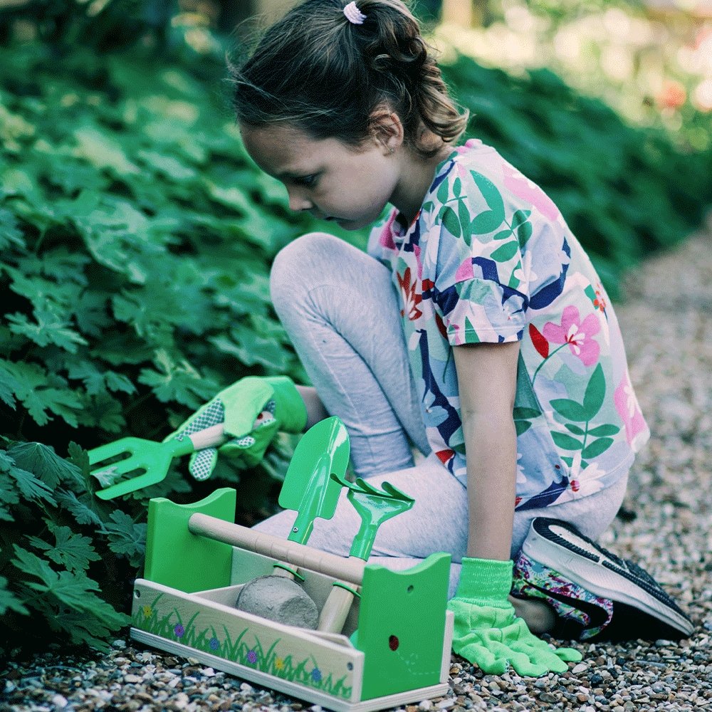 Gardening Caddy, Gardening Caddy Children’s Garden Caddy | Kids Gardening Tools | Bigjigs Toys | Garden toys | wooden garden toys, Gardening Caddy,Ideal for gardens or window boxes, our Kids Garden Caddy is packed with childrens garden tools and everything young gardeners need to get started. Made from high-quality wood, the garden caddy is delicately decorated in a bright green shade with colourful flowers and ladybirds. The Bigjigs Gardening Caddy comes with 11,Gardening CaddyIdeal for gardens or window b