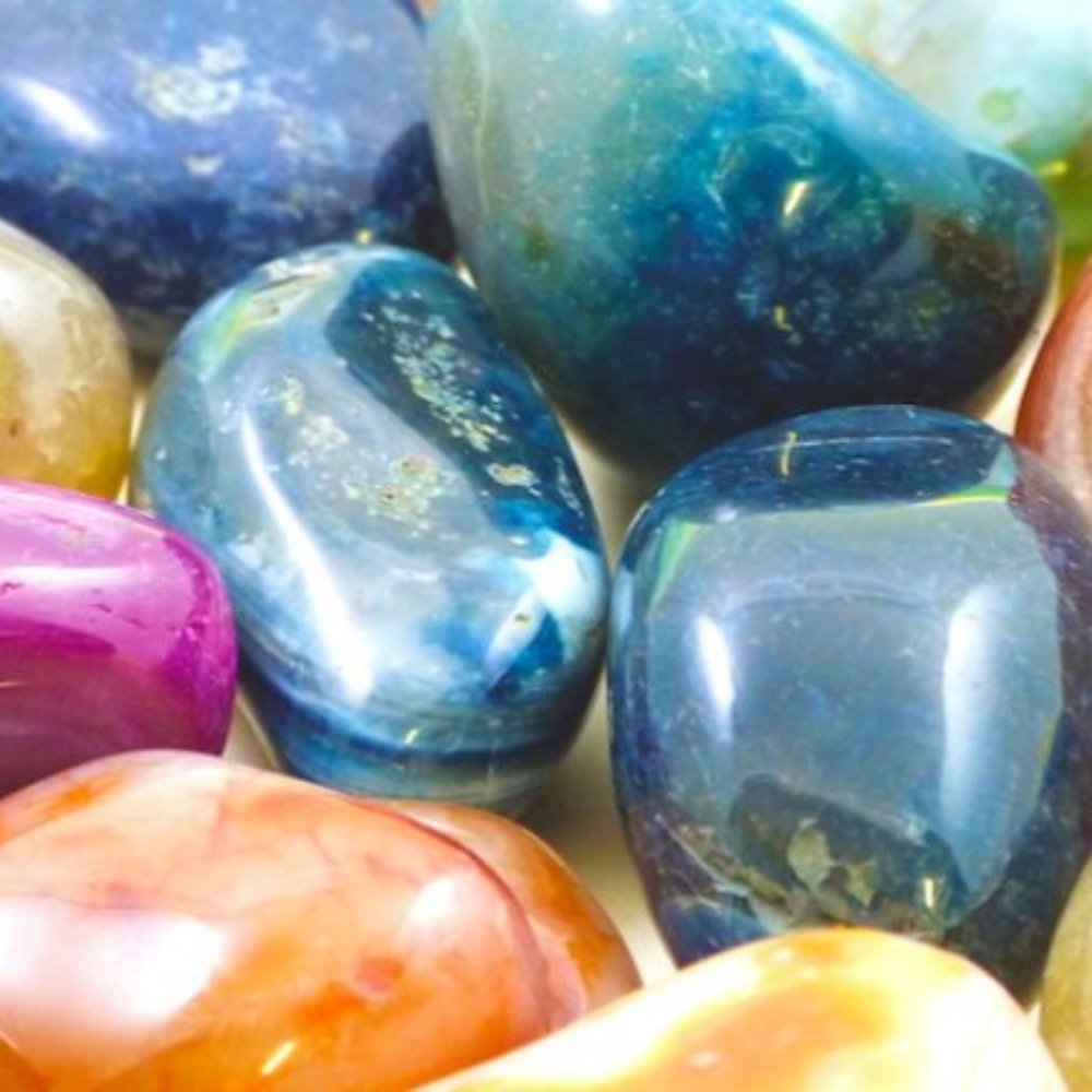 Giant Assorted Polished Gemstones 1 kg, Giant Assorted Polished Gemstones 1 kg,Nature based play resources,Loose part play.heuristic play.natural play resources, Giant Assorted Polished Gemstones 1 kg,Giant Assorted Polished Gemstones carry an inherent sensory benefit. This pack of Giant Polished Gemstones comes with an assorted range of colours, ideal for sensory exploration and creating natural mosaics. The Giant Assorted Polished Gemstones are multi-coloured smooth surfaces are highly reflective, providi