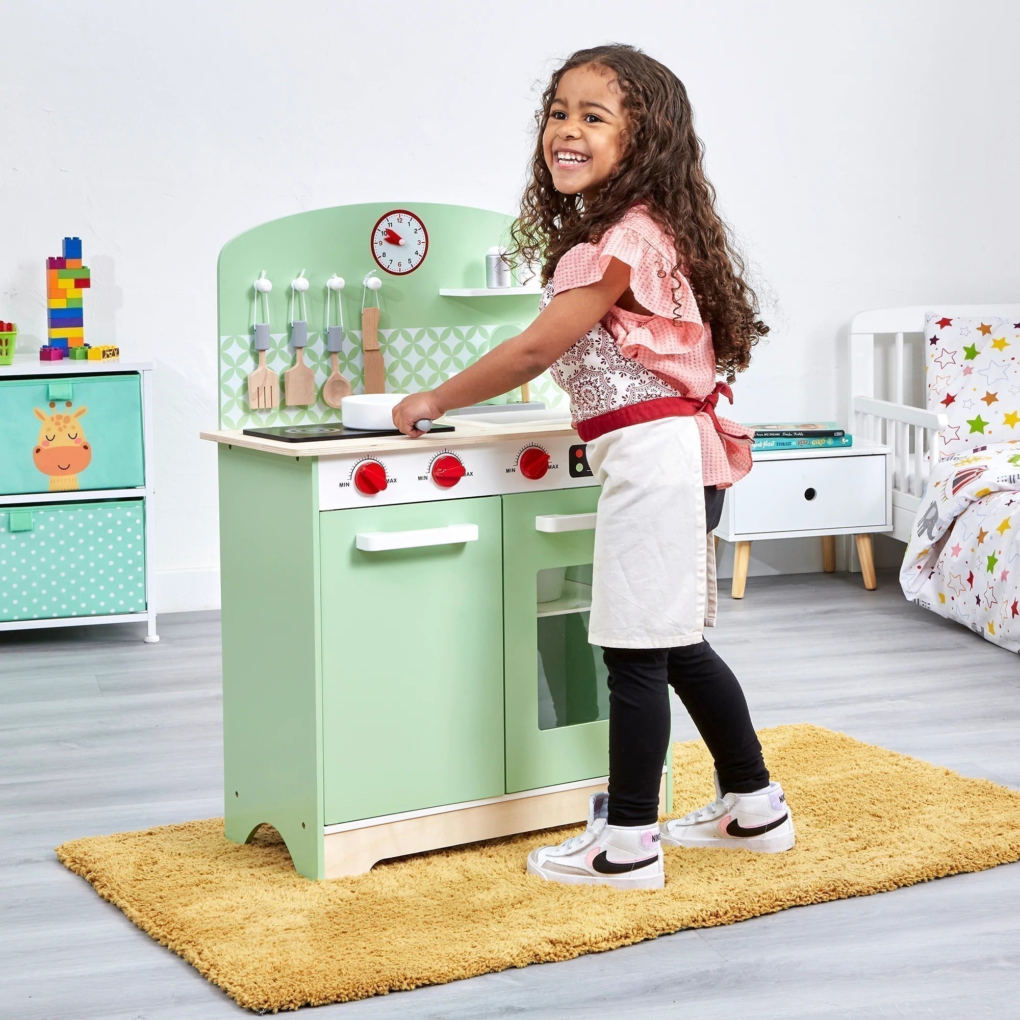 Kids Retro Play Kitchen, Kids Retro Play Kitchen,Wooden Play Kitchen,Toddler Play Kitchen,Kitchen toys,Wooden Kitchen Toys, Kids Retro Play Kitchen – A Timeless Toy for Creative Role Play Unleash your child’s inner chef with the Kids Retro Play Kitchen, a charming wooden play kitchen designed to inspire imaginative and educational play. Featuring a nostalgic retro design with modern functionality, this delightful kitchen set provides hours of role-play fun, allowing children to recreate real-world cooking e