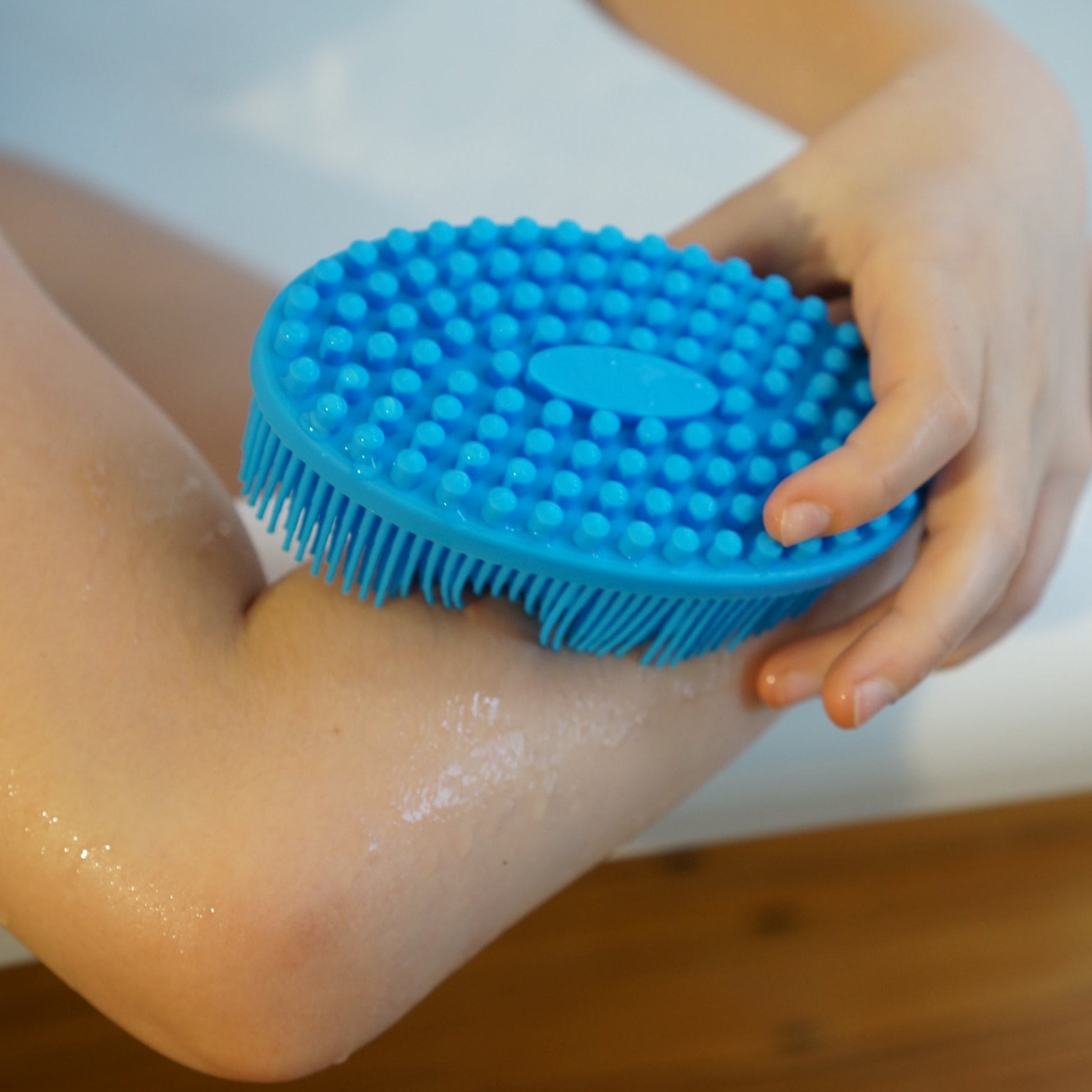 Large Silicone Sensory Brush, Large Silicone Sensory Brush,Sensory Brush,THERAPY brush,Wilbarger brush,Wilbarger sensory brush, Large Silicone Sensory Brush,Rub the Large Silicone Sensory Brush gently against your skin, or let it tickle the back of your hand. Our Silicone Sensory Brush features soft bristles on one side and smooth tactile bumps on the other. Perfect tool for daily brushing protocol and soothing sensory input. Supports sensory seekers and engages under resp,Large Silicone SensoryRub the Larg