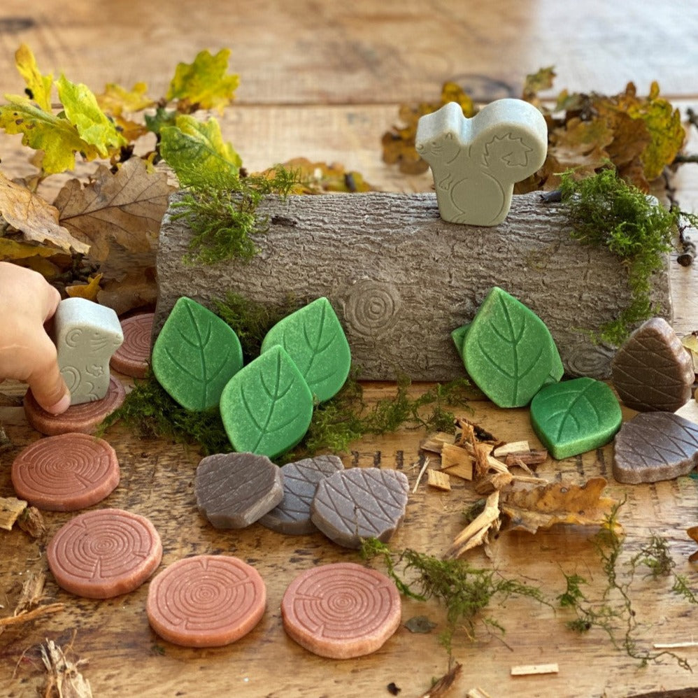 Scenery Stones Forest Play, Scenery Stones Forest Play,Yellowdoor toys,Yellowdoor dough toys,Scenery Stones Forest Play, Scenery Stones Forest Play,The Scenery Stones Forest Play set will unleash your child's creativity and imagination as they step into a world inspired by nature. Your little ones will love the intricate details of these sensory stones, featuring leaves, log slices, and pine cones.With these amazing stones, children can let their imaginations run ,Scenery Stones Forest PlayThe Scenery Stone