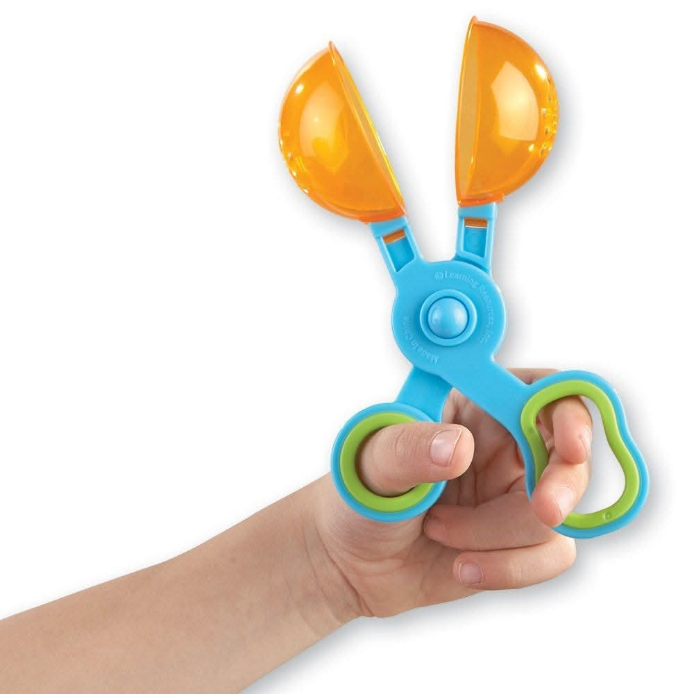 Handy Scoopers, Handy Scoopers,Fine motor skills resources,early years resources, educational resources, educational materials, children's learning resources, children's learning materials, teaching resources for children, teaching material for children, Handy Scoopers,Get a grip on fine motor skills with the best selling Learning Resources Handy Scoopers! These scissor style Handy Scoopers are great for use in sand pit or water trays as they feature holes in their scoops so children can see the water escap