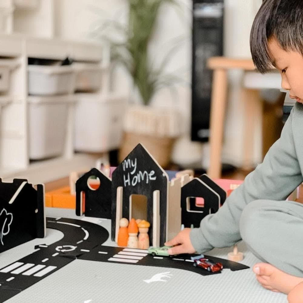 Happy Architect Chalkboard Create and Play Village - Pack of 28, Happy Architect Chalkboard Create and Play Village - Pack of 28,Freckled Frog Toys Uk, Freckled Frog Play sets, EYFS play sets, Happy Architect Chalkboard Create and Play Village - Pack of 28,The Happy Architect Chalkboard Create and Play Village is a creative, open-ended construction set. Build and create your own village with this chalkboard Happy Architect set. With a blackboard surface on one side to encourage children to use their imagina