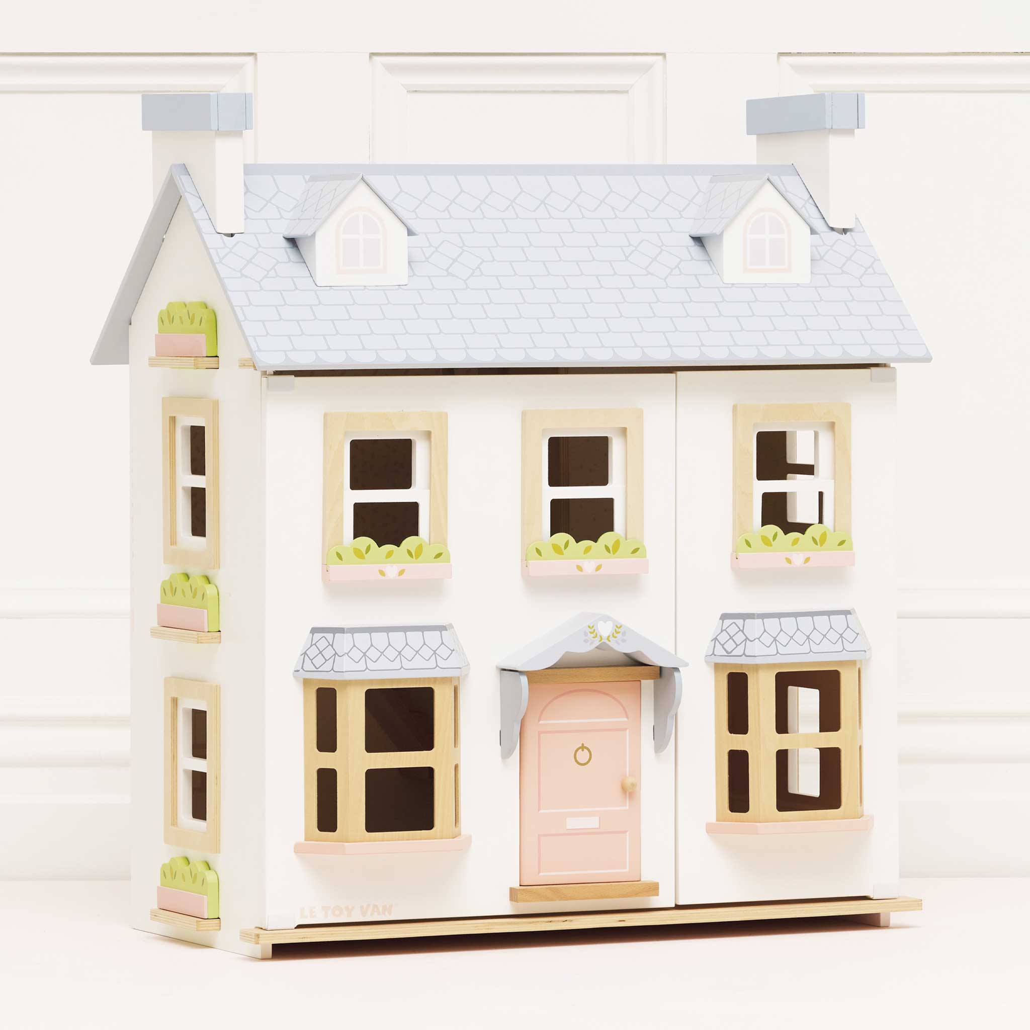 Mayberry Manor Doll House, , Mayberry Manor Doll House,Description Welcome to Mayberry Manor. This truly stunning, deluxe home is ready for any aspiring Duke or Duchess to move right in to and makes a perfect addition to your child’s imaginative play collection. Exquisitely crafted and decorated, this beauty comprises many wonderful details. Painted in pastel pink andMayberry Manor Doll House Play Set – A Dream Home for Endless Adventures! Welcome to Mayberry Manor, a charming three-storey wooden dollhouse 