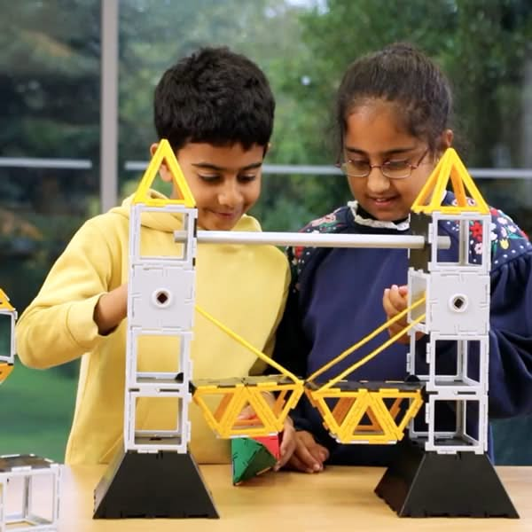 Polydron Bridges Set, Polydron Bridges Set,Polydron,Polydron toys,Polydron construction,construction resources,polydron, Polydron Bridges Set – A Hands-On Introduction to Engineering and Design The Polydron Bridges Set is an engaging and educational construction kit, designed to introduce children to the fundamentals of bridge engineering and structural design. With 134 versatile pieces, young builders can recreate iconic bridges from around the world, gaining hands-on experience in civil engineering, STEM 