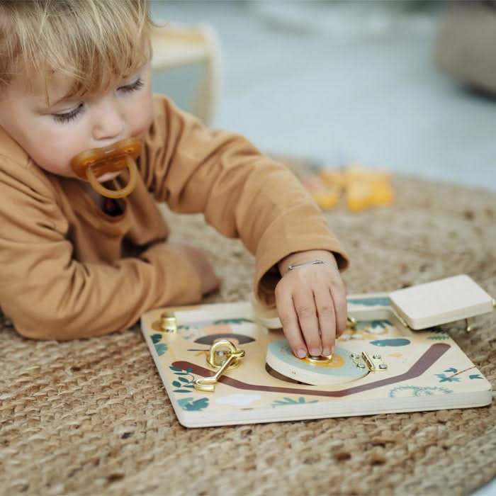 Small Foot Latches and Locks Motor Activity Board, Small Foot Latches and Locks Motor Activity Board,Motor Activity Board,Sensory Latches board,latches toys,fine motor skills board, Small Foot Latches and Locks Motor Activity Board – Unlock, Explore, and Learn Introduce your little one to the exciting world of discovery with the Safari Motor Skills Board. This beautifully crafted wooden activity board is designed to develop fine motor skills, problem-solving, and everyday practical abilities in a fun and en